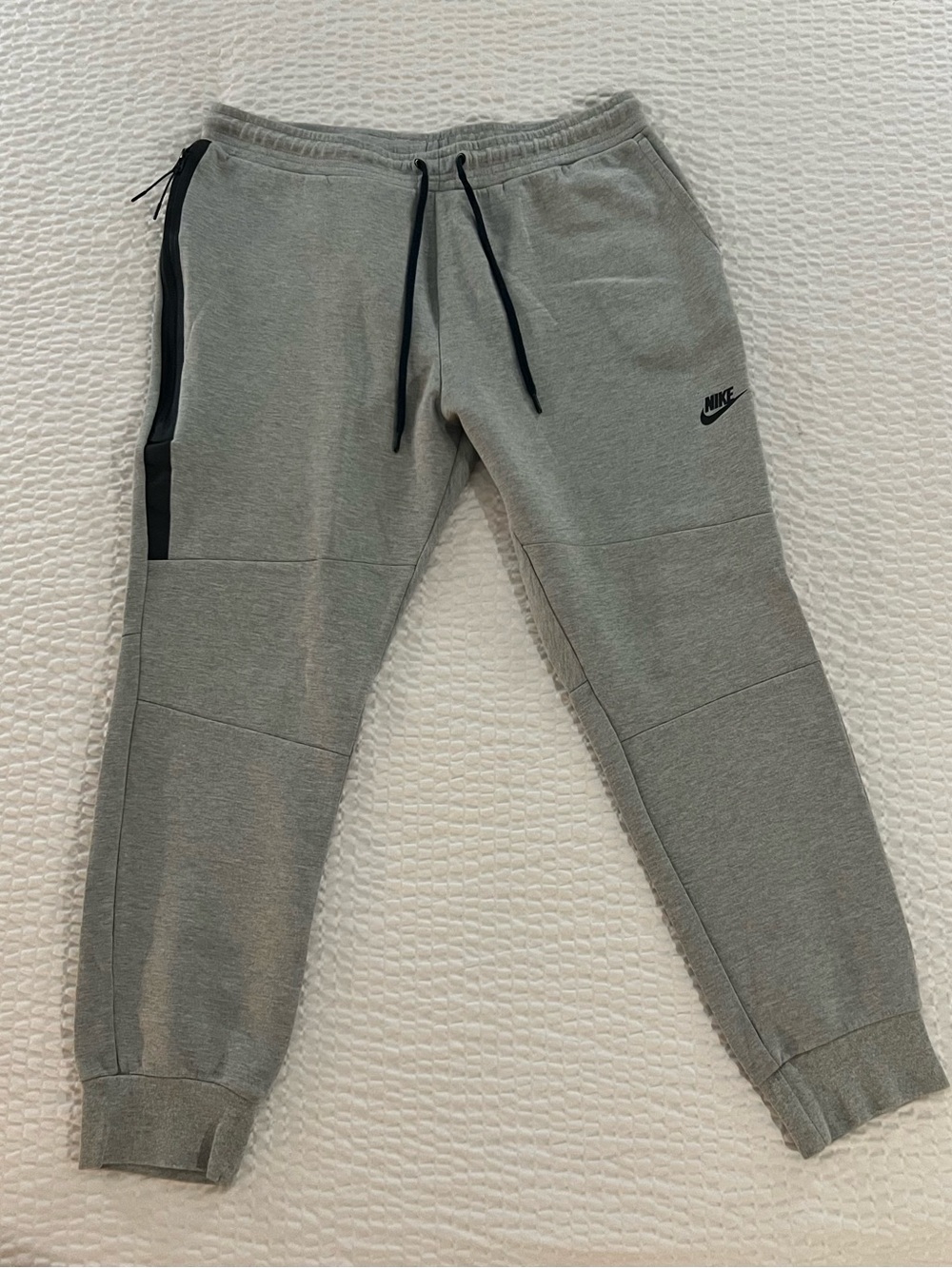 NIKE Men’s Tech Fleece Joggers - Grey / Black - Size XL